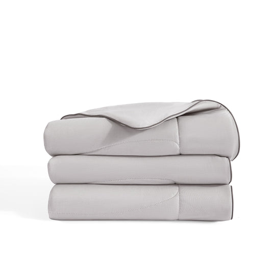 Bedtter ArcticBreeze Pro-Grade Cooling Comforter